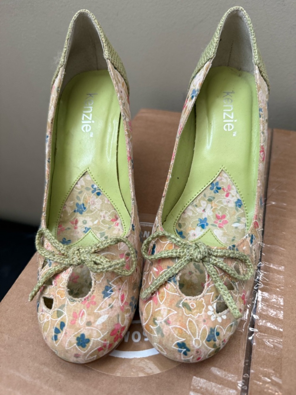 kenzie Pastel Floral Heels with Green Trim and Bow